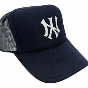 UPSIDE DOWN NEW YORK YANKEES NY VINTAGE NAVY BLUE MESH TRUCKER HAT CAP NYC